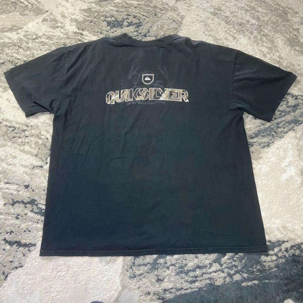 Vintage Quiksilver Y2K Black Graphic T-Shirt XXL Our Roots Are In Revolution‎